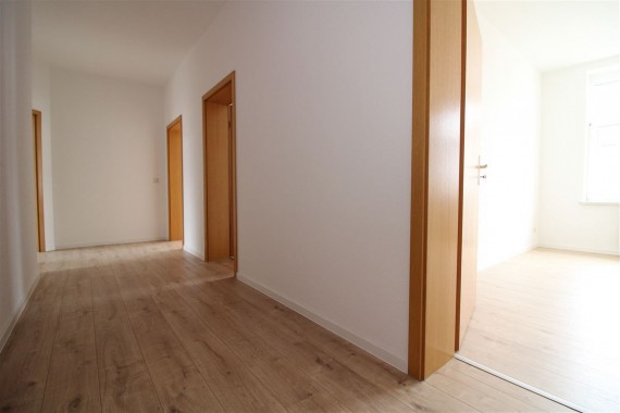 frisch renovierte 3 Raum Wohnung mit Balkon in ruhiger Stadtrandlage!! - Photo 5