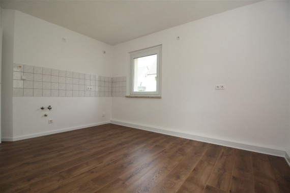 Gemütliche, helle 2 Raumwohnung mit Balkon im Grünen - Foto 1