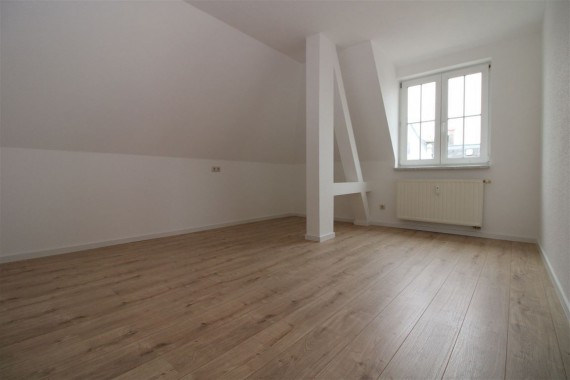 neu renovierte, gemütliche 2 Raum Wohnung mit Balkon - Photo 3
