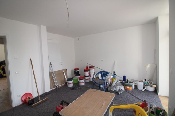 ++2-Zimmer- Wohnung im frisch modernisierten Mehrfamilienhaus++ - Photo 5