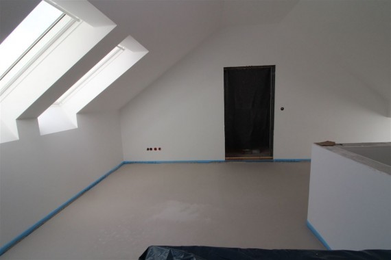 ++6-Zimmer- Wohnung im frisch modernisierten Mehrfamilienhaus++ - Photo 4