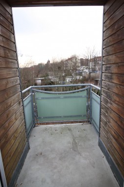 ruhige 2-Zimmer mit neuer Einbauküche und Balkon - Photo 4