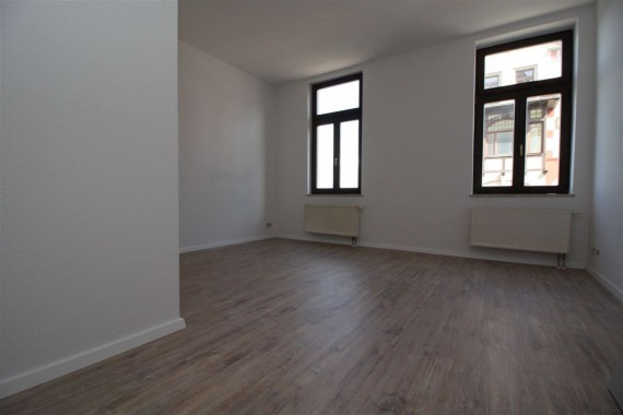 geräumige und ruhige 1 Raum mit Balkon - Photo 4