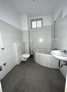 +++ geräumige 5 Raumwohnung in Falkenstein +++ - Photo 4