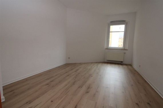 gemütliche 4-Raumwohnung Maisonette mit Einbauküche und Kamin - Foto 1