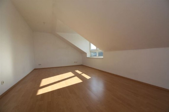 2 Raum-Wohnung im Dachgeschoss mit Aufzug und Fußbodenheizung im Seehausgebiet - Photo 5
